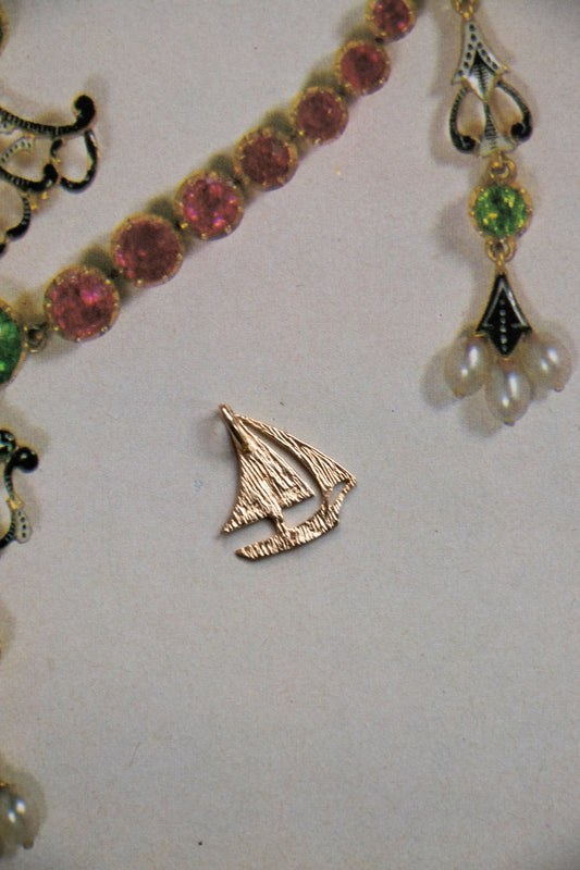 Charm - Vintage 14k Sailboat Charm - Lettuce Goods