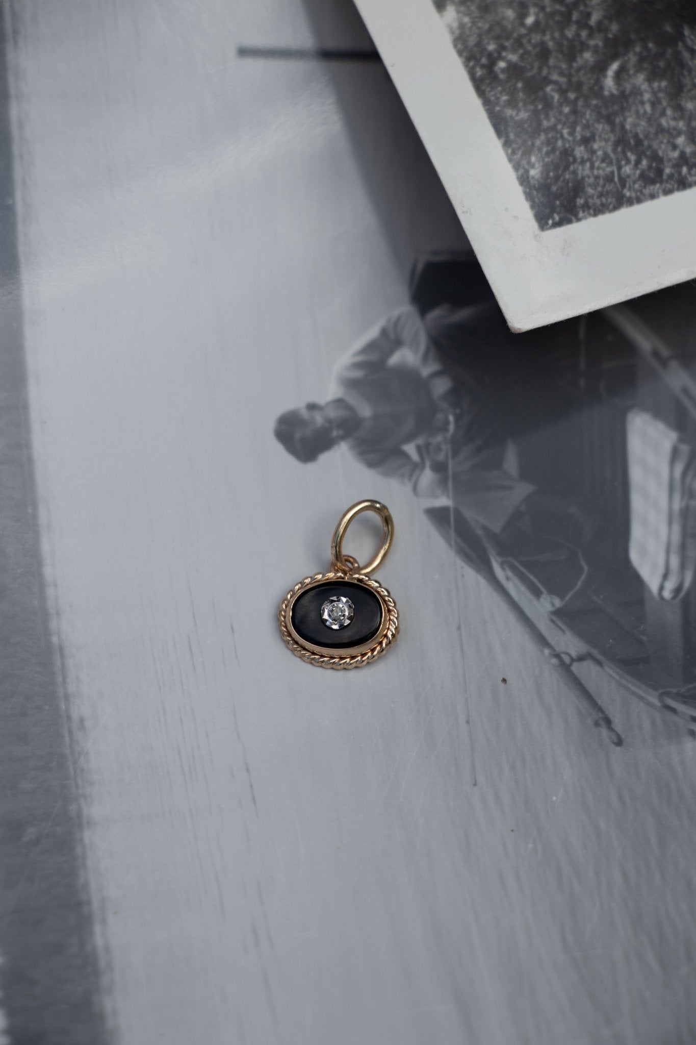 Charm - 14k Gold Onyx Eye Charm - Lettuce Goods