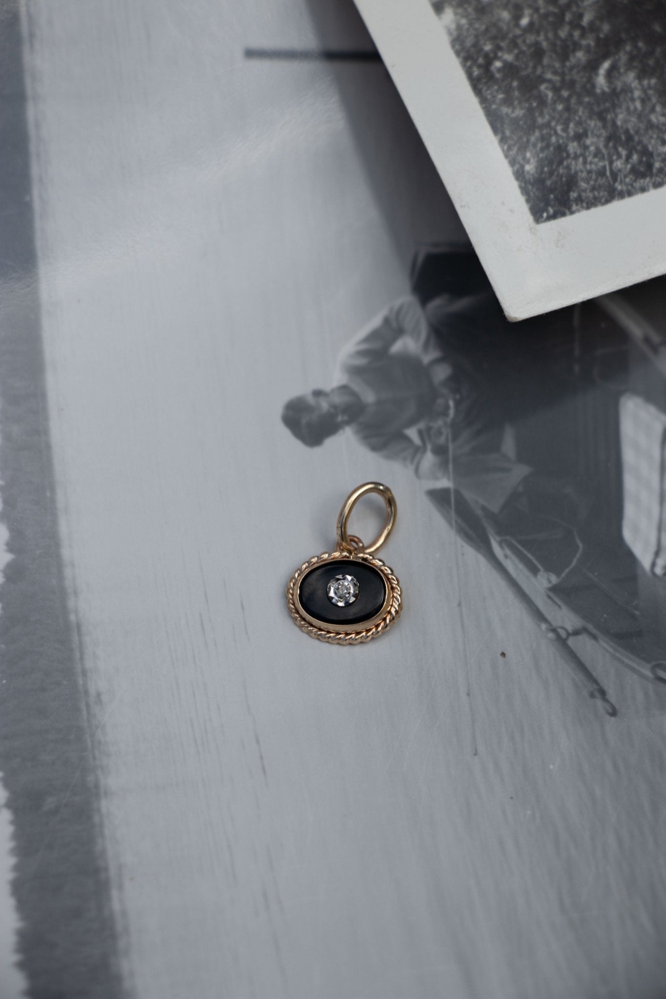 Charm - 14k Gold Onyx Eye Charm - Lettuce Goods
