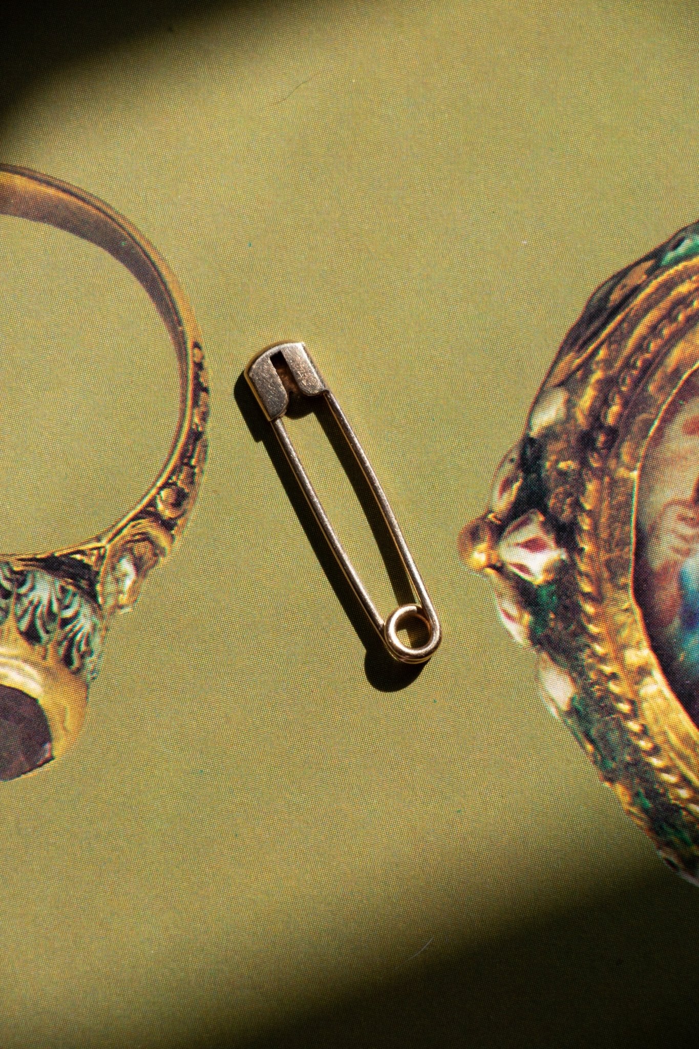 Charm - 14k Vintage Safety Pin Charm - LETTUCE STUDIOS