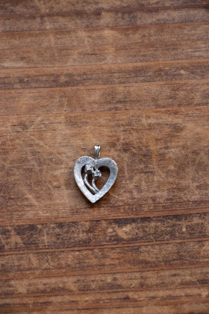 Vintage 14k White Gold Forget Me Not Heart Charm