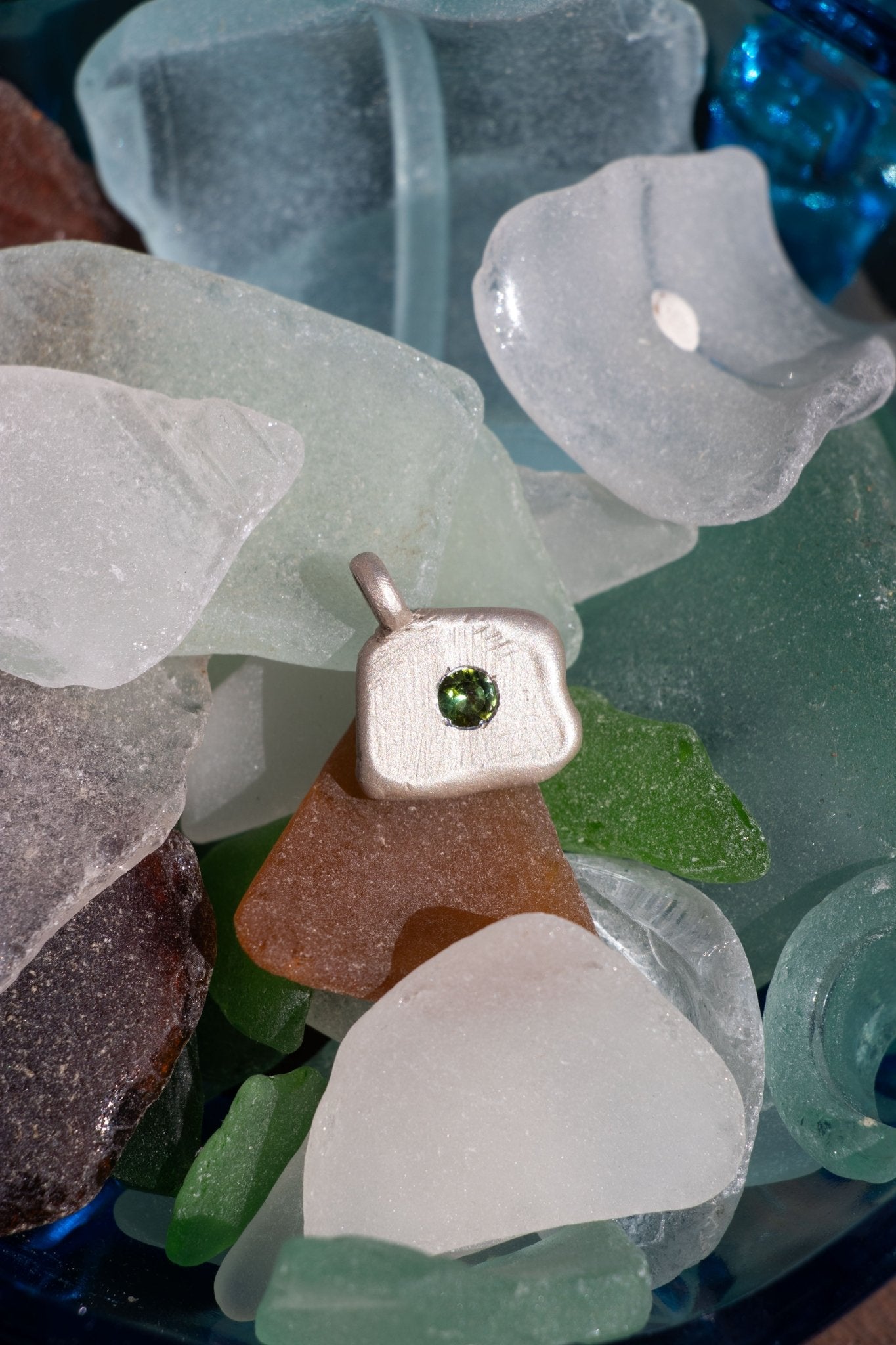 Pendant - Beach Glass Pendant | Sterling Silver & Peridot - Lettuce Goods