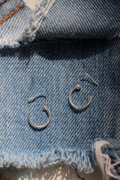 Earring - Sterling Continuous Hoop Earring - Lettuce Goods