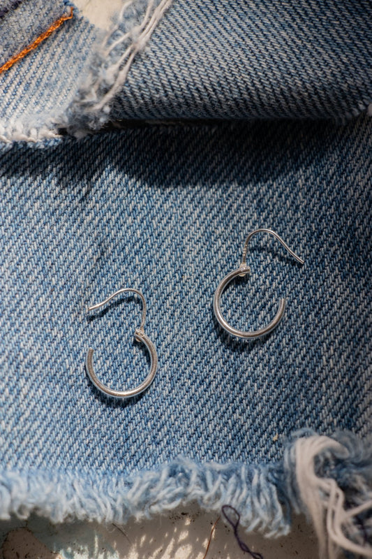 Earring - Sterling Continuous Hoop Earring - Lettuce Goods
