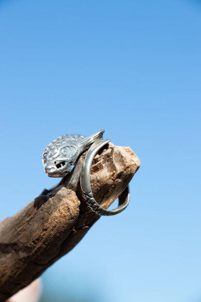 Ring - Sterling Vintage Porpoise Ring - Lettuce Goods