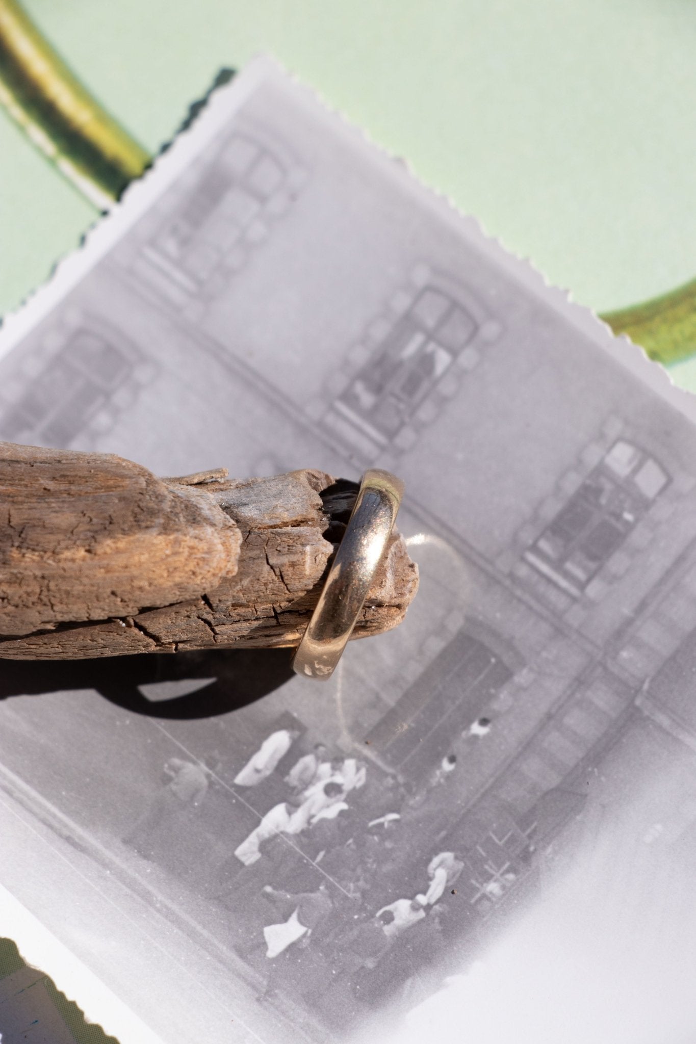 Ring - Vintage 14k Keepsake Band Ring - Lettuce Goods