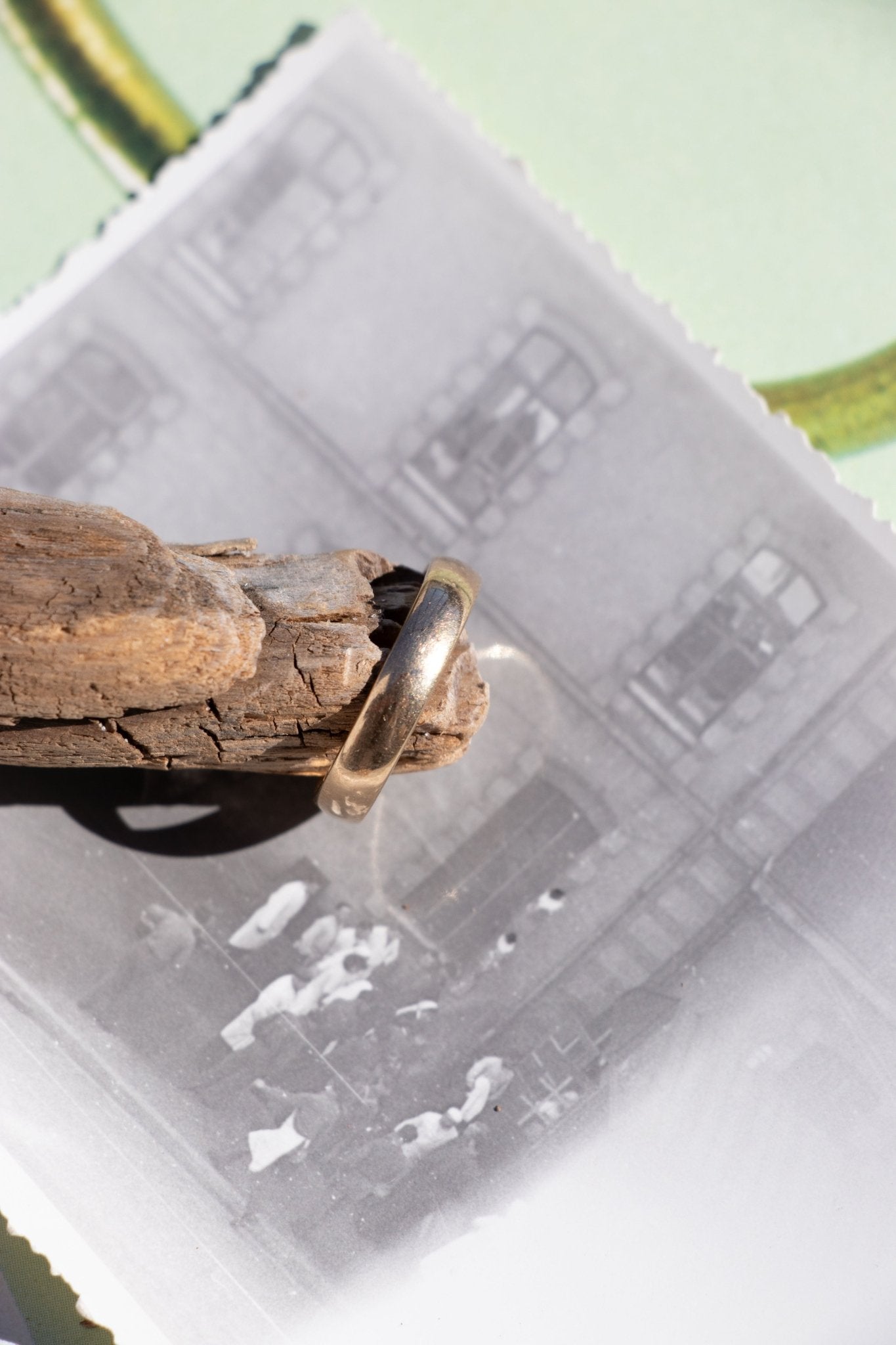 Ring - Vintage 14k Keepsake Band Ring - Lettuce Goods