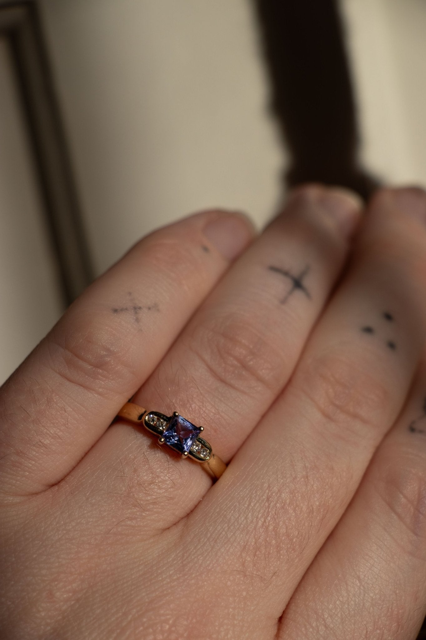 Ring - Vintage 14k Tanzanite & Diamond Ring - Lettuce Goods