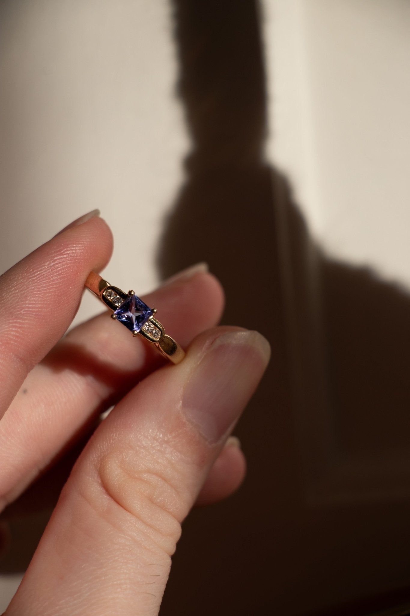 Ring - Vintage 14k Tanzanite & Diamond Ring - Lettuce Goods