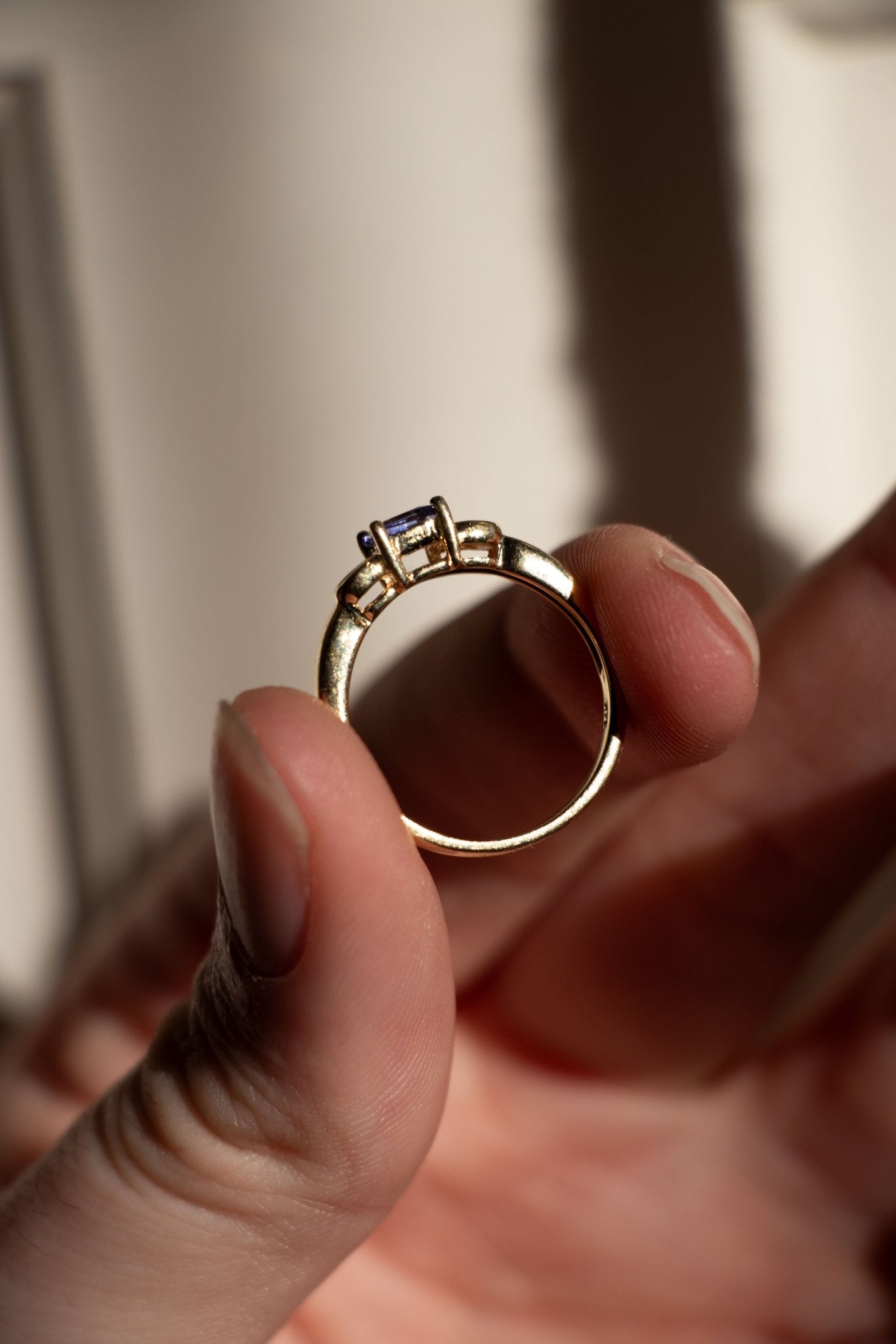 Ring - Vintage 14k Tanzanite & Diamond Ring - Lettuce Goods