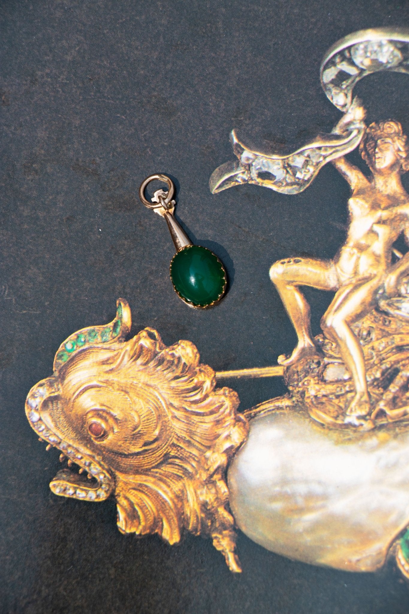 Charm - Vintage 18k Mandolin Charm - LETTUCE STUDIOS