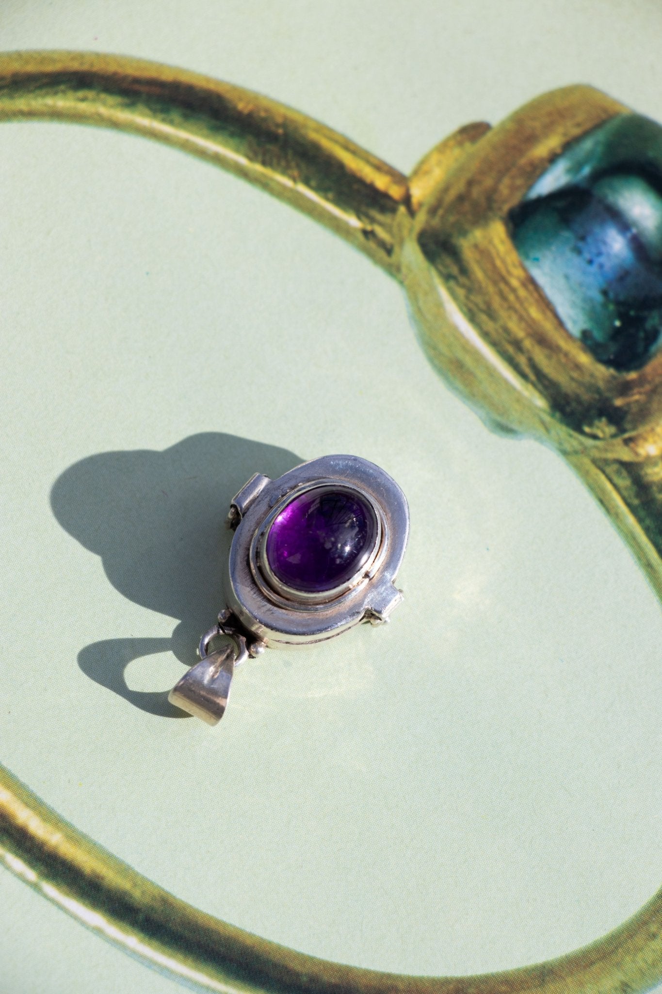 Charm - Vintage Amethyst Sterling Pill Box Pendant - Lettuce Goods
