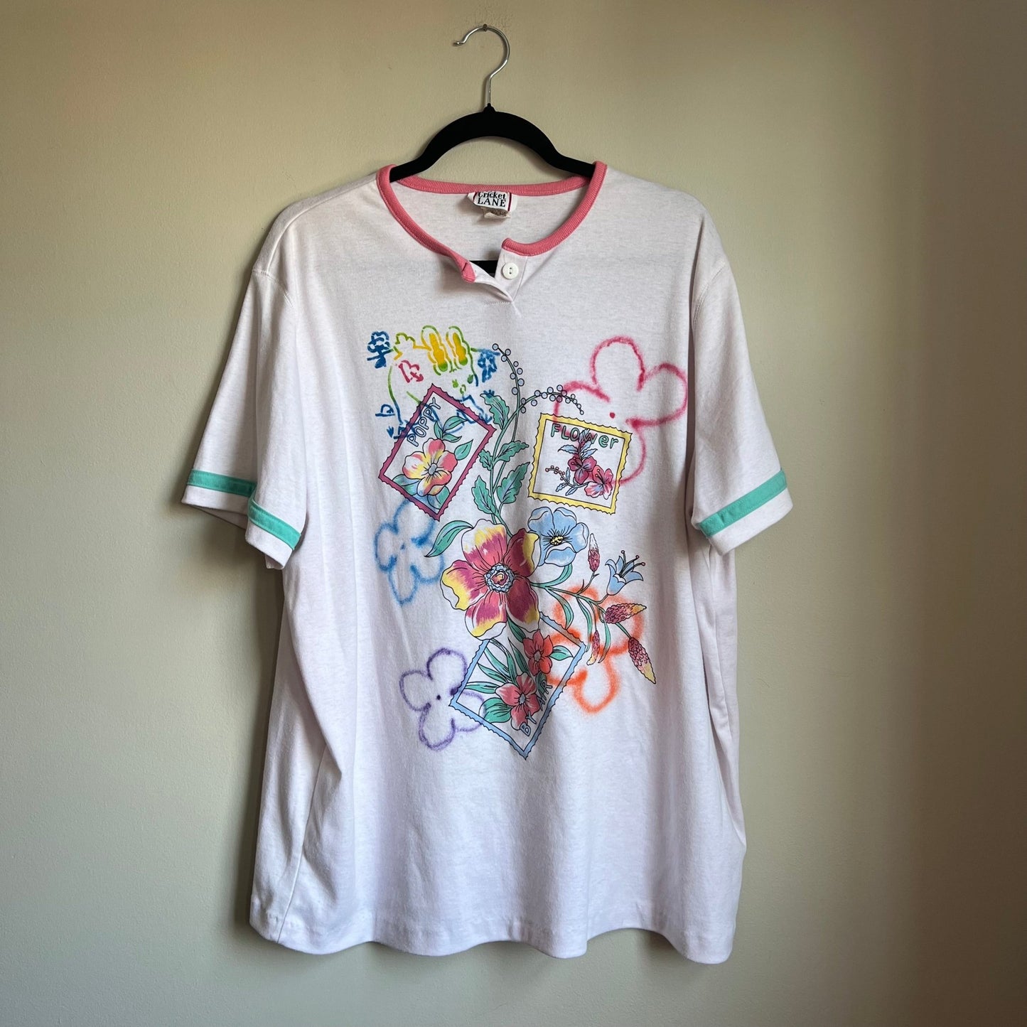 T-Shirt - Vintage Floral Stamp Lettuce Bunny Tee - LETTUCE STUDIOS