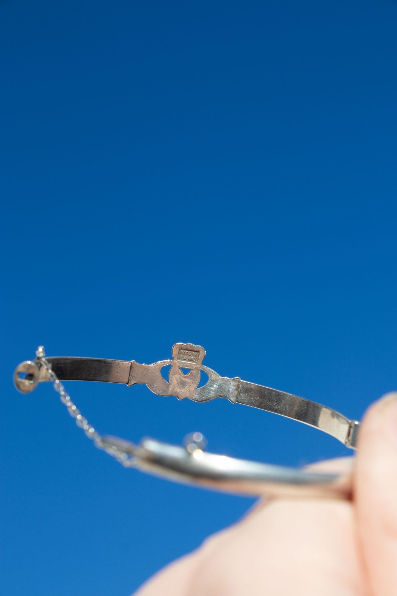 Bracelet - Vintage Sterling Claddagh Bangle Bracelet - Lettuce Goods