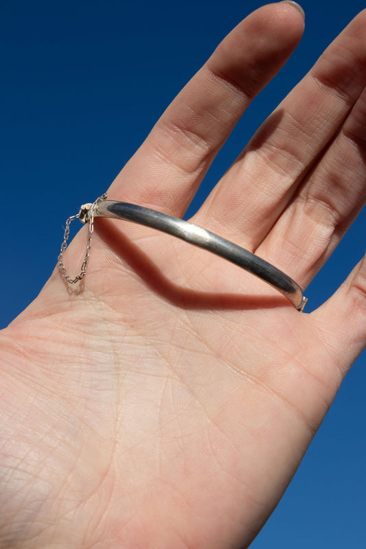 Bracelet - Vintage Sterling Claddagh Bangle Bracelet - Lettuce Goods