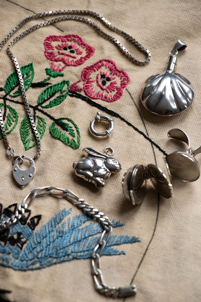 Pendant - Vintage Sterling Silver Ball Photo Locket - Lettuce Goods