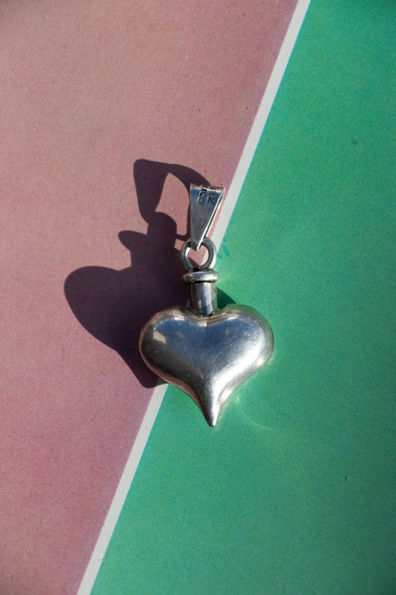 Charm - Vintage Sterling Silver Heart Shaped Vessel Pendant - Lettuce Goods