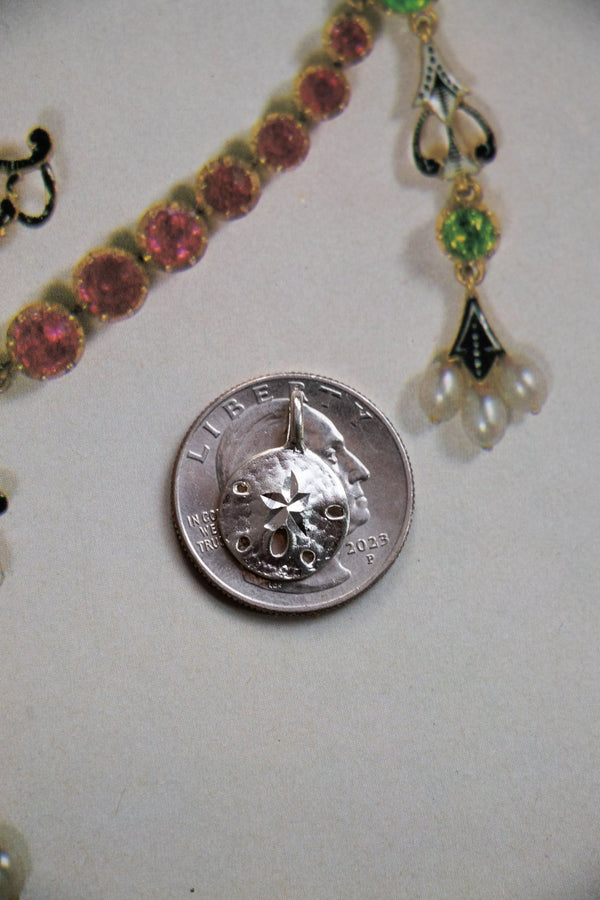Charm - Vintage Sterling Silver Sand Dollar Charm - Lettuce Goods