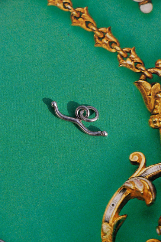 Charm - Vintage Sterling Squiggly T - Bar - Lettuce Goods