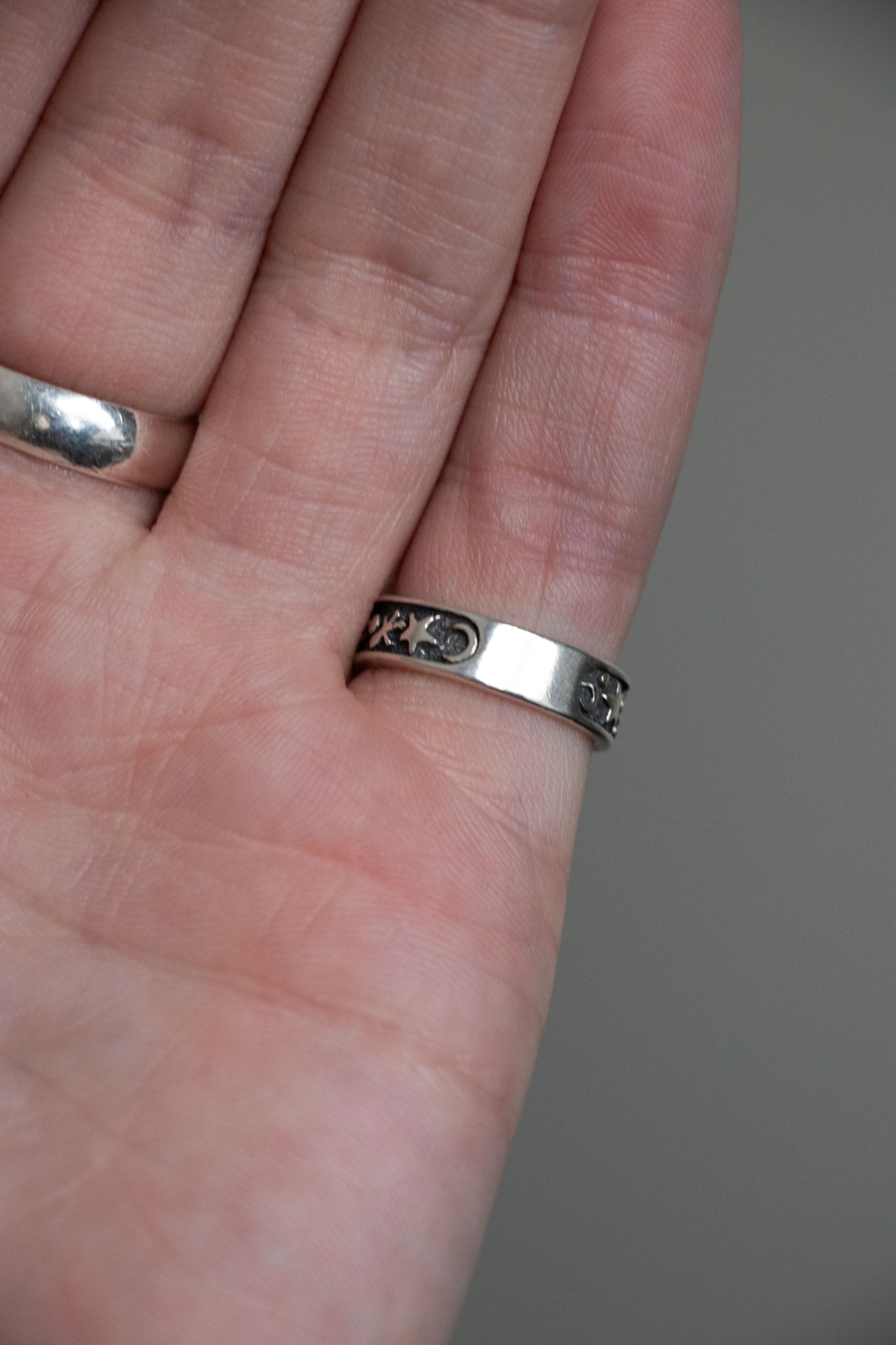 Ring - Vintage Sterling Stars & UFO Ring - Lettuce Goods