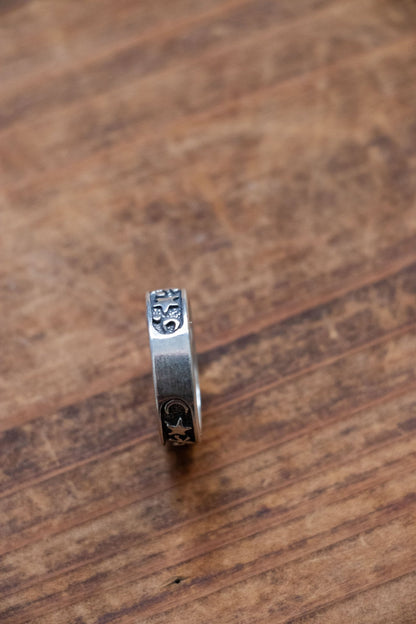 Ring - Vintage Sterling Stars & UFO Ring - Lettuce Goods